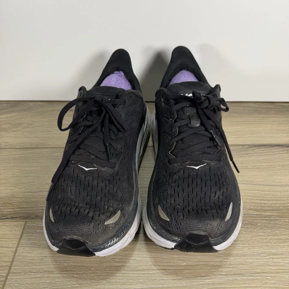 Hoka One W Clifton 8 Running Athletic Shoes Women's Size 9 D Black White